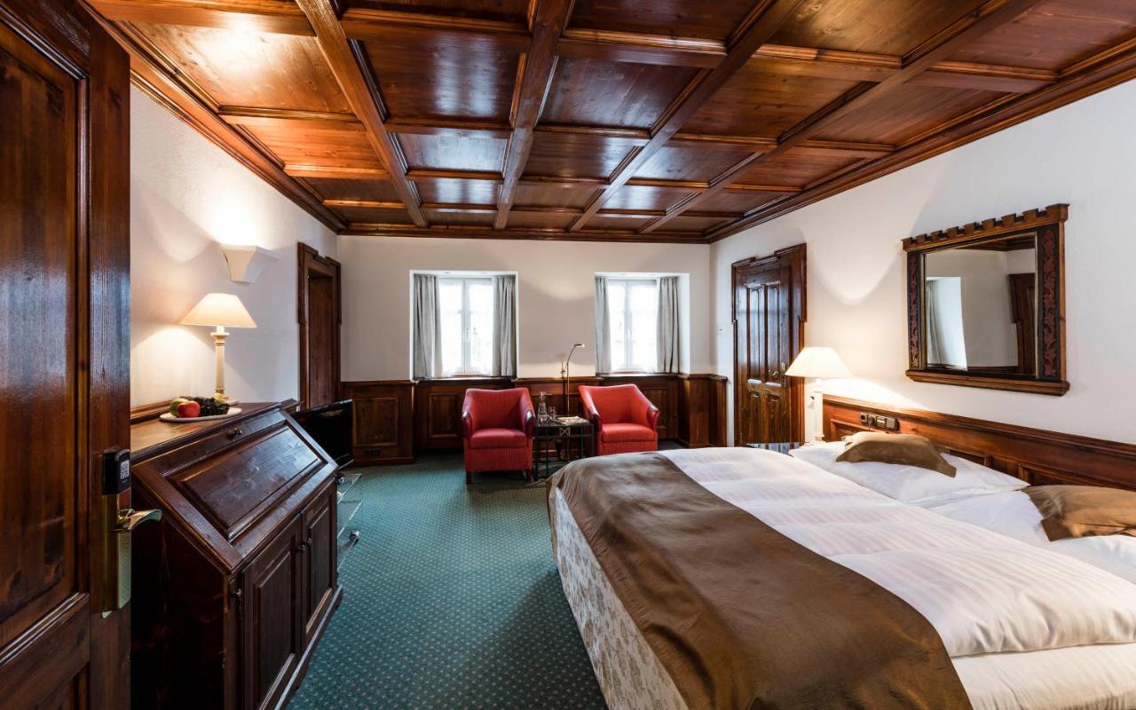 Romantik Hotel Zur Schwane Фольках Экстерьер фото